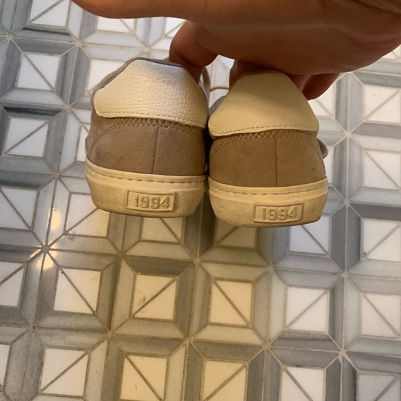 EUC Old Navy Tan Suede Sneakers Sz 7 - Picture 2 of 3